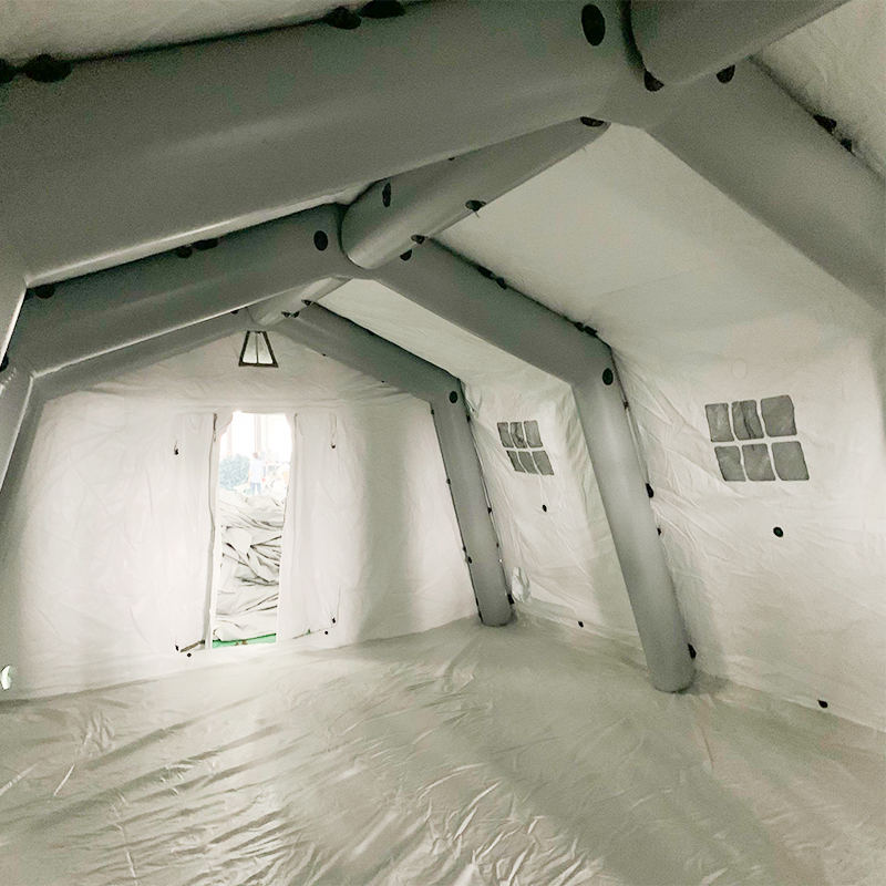 Lavtryks 5,6 x 7,55 m multifunktionelt oppusteligt oppusteligt telt med medium hurtig udfoldelse